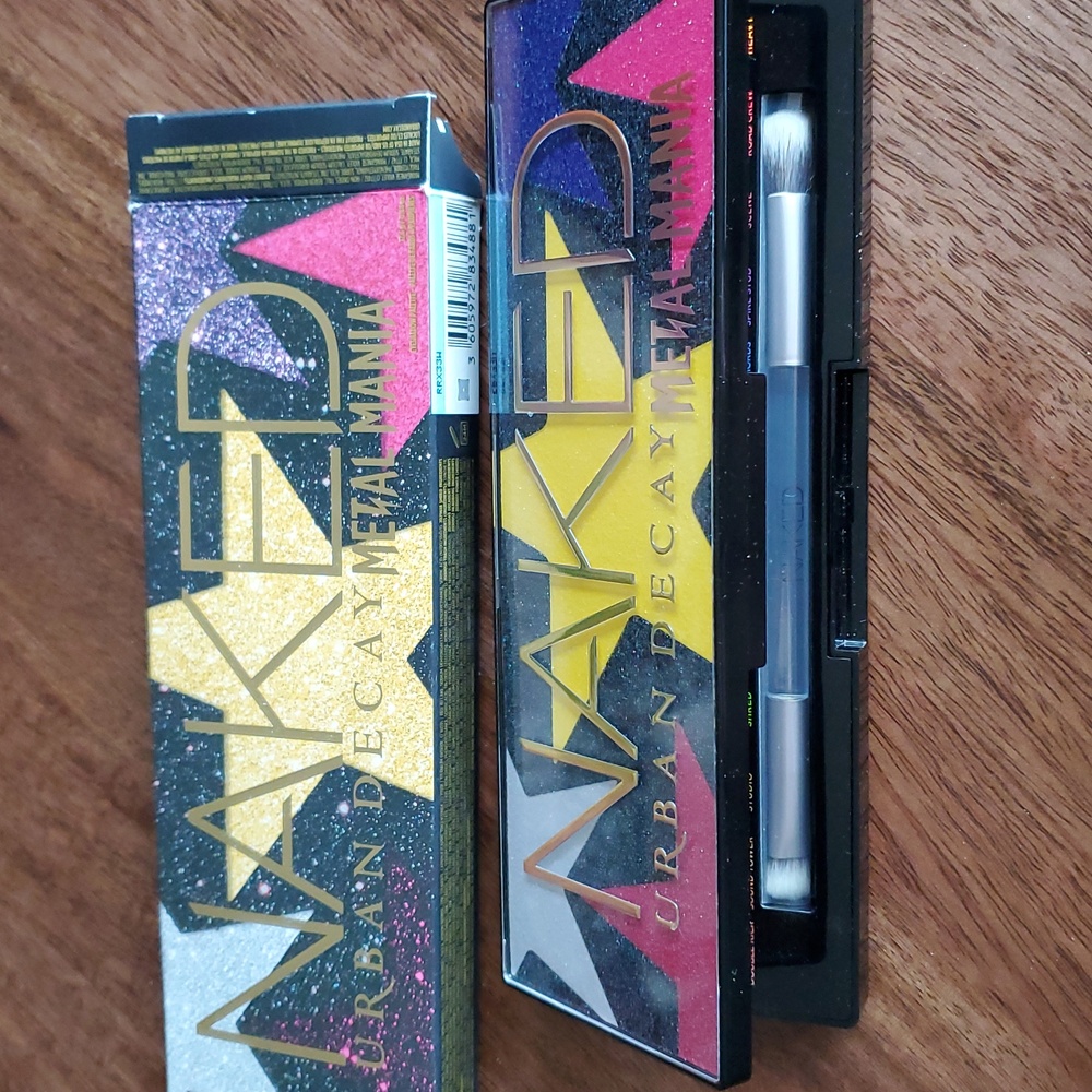 NIB URBAN DECAY Limited Edition Naked Metal Mania Eyeshadow Palette - Picture 6 of 7